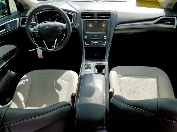 3FA6P0HD7KR132727 2019 FORD FUSION - Image 8