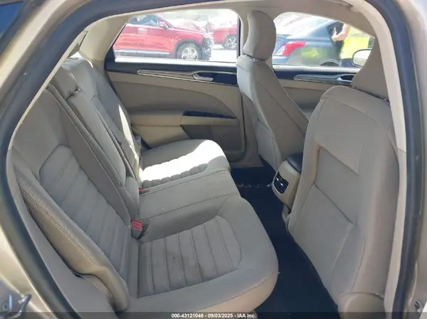 3FA6P0HD7KR146983 2019 FORD FUSION - Image 8