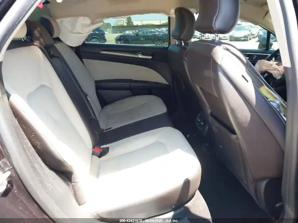 3FA6P0HD7KR149284 2019 FORD FUSION - Image 8