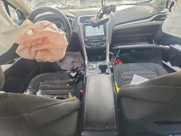 3FA6P0HD7KR154324 2019 FORD FUSION - Image 8