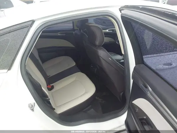3FA6P0HD7KR159913 2019 FORD FUSION - Image 8