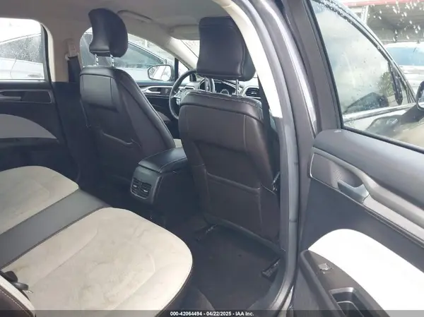 3FA6P0HD7KR169700 2019 FORD FUSION - Image 8