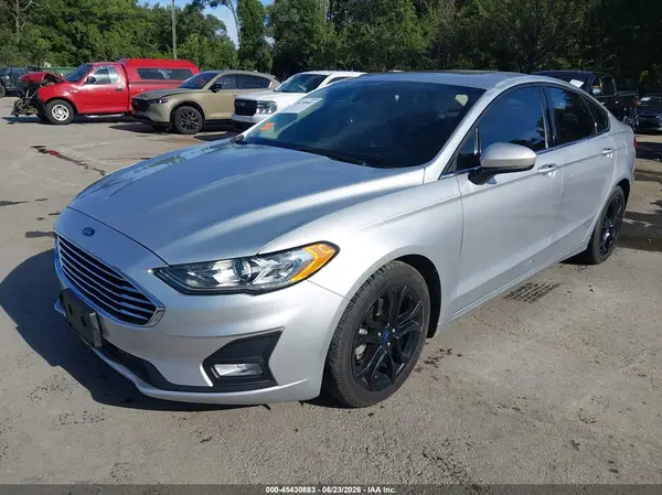 3FA6P0HD7KR171981 2019 FORD FUSION - Image 2