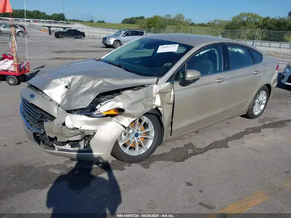 3FA6P0HD7KR173679 2019 FORD FUSION - Image 2