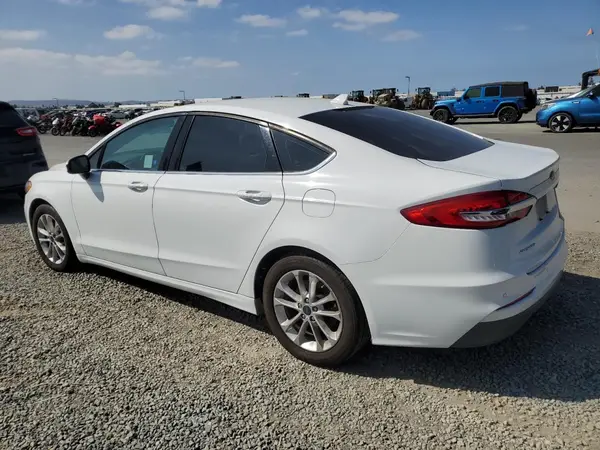 3FA6P0HD7KR175478 2019 FORD FUSION - Image 2