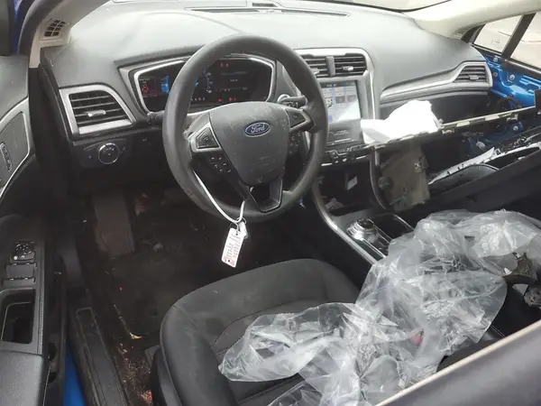 3FA6P0HD7KR179675 2019 FORD FUSION - Image 8