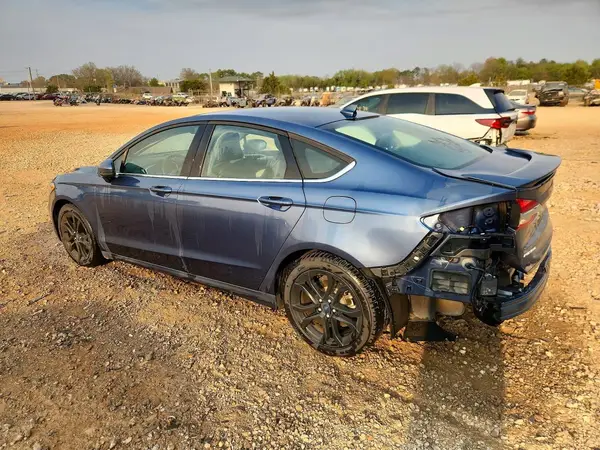 3FA6P0HD7KR193415 2019 FORD FUSION - Image 2