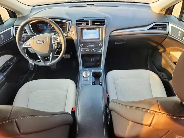 3FA6P0HD7KR193415 2019 FORD FUSION - Image 8