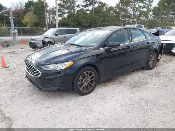 3FA6P0HD7KR193804 2019 FORD FUSION - Image 2