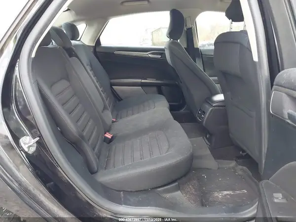 3FA6P0HD7KR193804 2019 FORD FUSION - Image 8