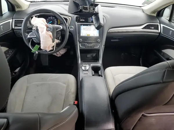 3FA6P0HD7KR195035 2019 FORD FUSION - Image 8