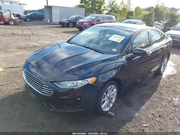 3FA6P0HD7KR203411 2019 FORD FUSION - Image 2