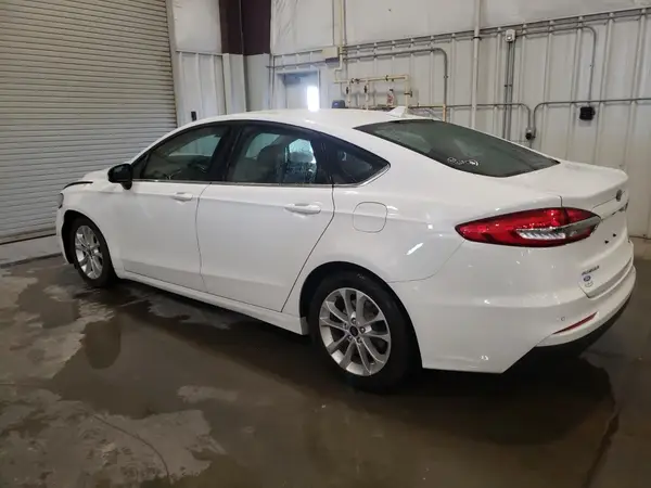 3FA6P0HD7KR219270 2019 FORD FUSION - Image 2