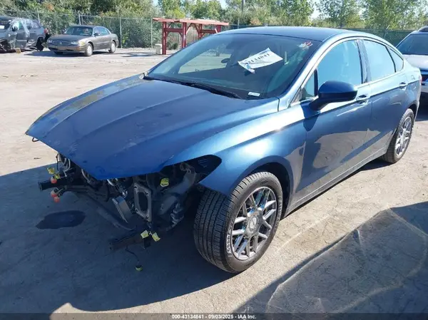 3FA6P0HD7KR231063 2019 FORD FUSION - Image 2