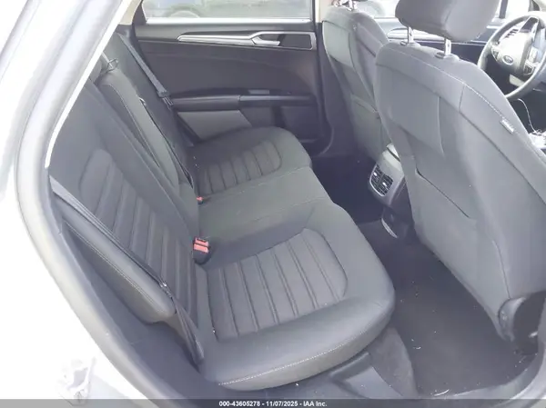 3FA6P0HD7KR239454 2019 FORD FUSION - Image 8