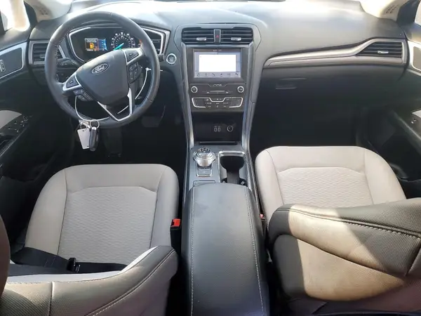 3FA6P0HD7KR249031 2019 FORD FUSION - Image 8