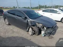 3FA6P0HD7KR275984 2019 FORD FUSION