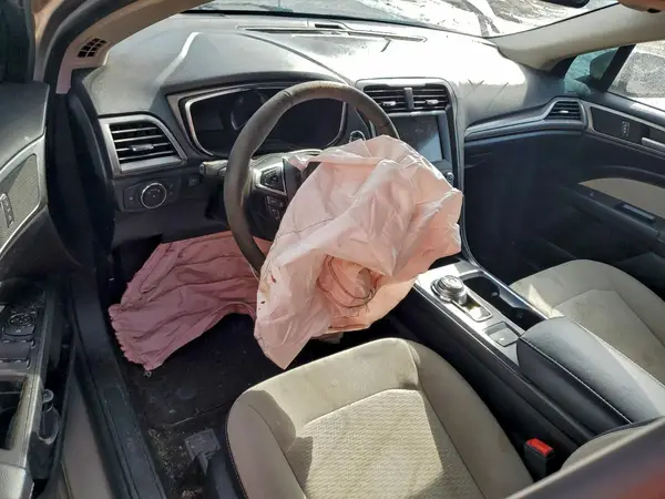 3FA6P0HD7KR280134 2019 FORD FUSION - Image 8