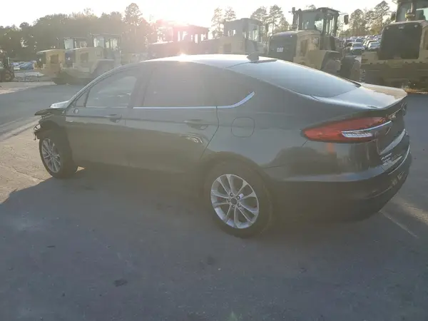 3FA6P0HD7LR104900 2020 FORD FUSION - Image 2