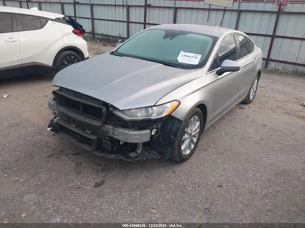 3FA6P0HD7LR108199 2020 FORD FUSION - Image 2
