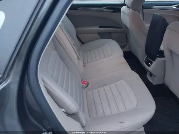 3FA6P0HD7LR109725 2020 FORD FUSION - Image 8