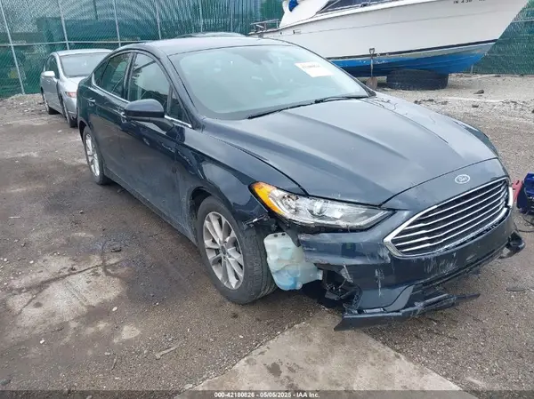 3FA6P0HD7LR110180 2020 FORD FUSION - Image 1