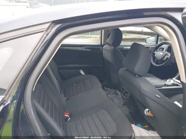 3FA6P0HD7LR110180 2020 FORD FUSION - Image 8