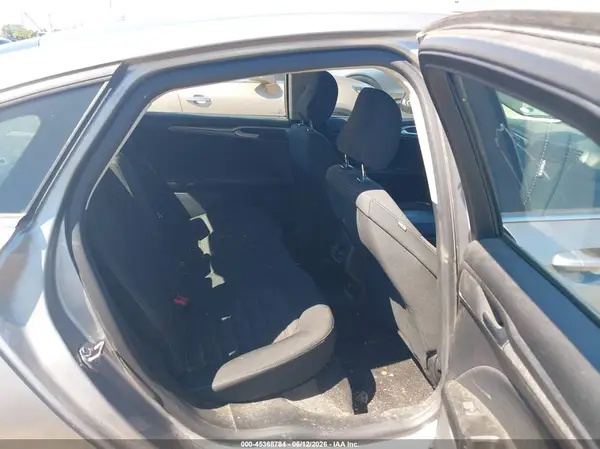 3FA6P0HD7LR110888 2020 FORD FUSION - Image 8