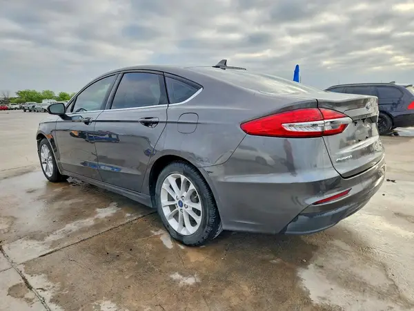 3FA6P0HD7LR111801 2020 FORD FUSION - Image 2