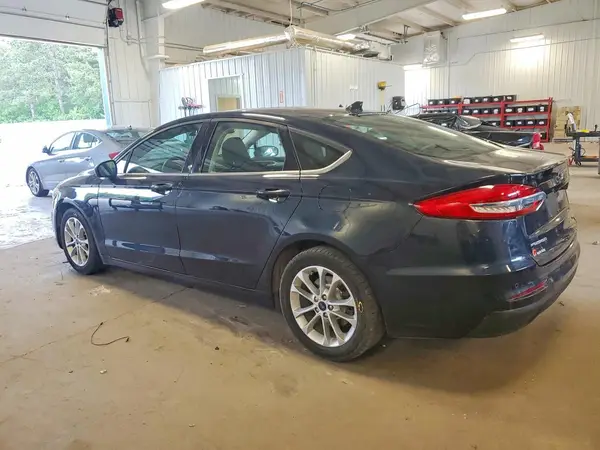 3FA6P0HD7LR120112 2020 FORD FUSION - Image 2