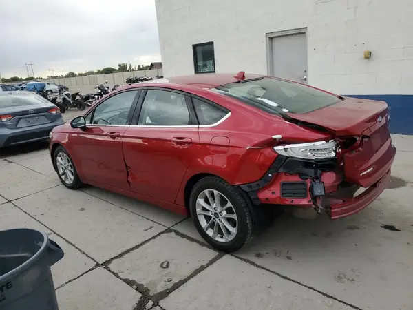 3FA6P0HD7LR120319 2020 FORD FUSION - Image 2