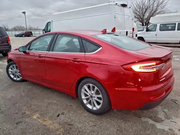 3FA6P0HD7LR124113 2020 FORD FUSION - Image 2