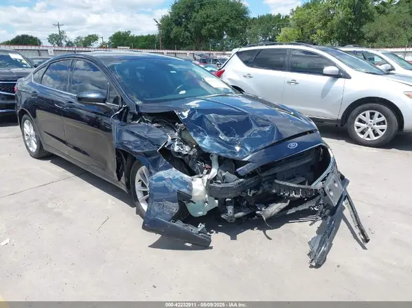 3FA6P0HD7LR135533 2020 FORD FUSION - Image 1