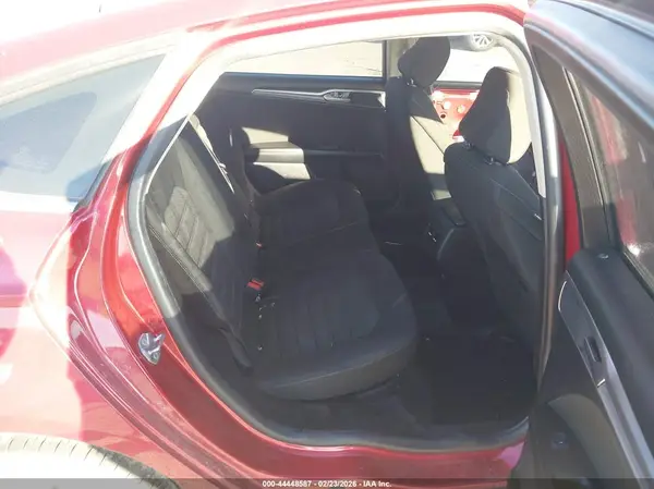 3FA6P0HD7LR135581 2020 FORD FUSION - Image 8