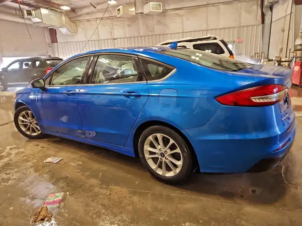 3FA6P0HD7LR144829 2020 FORD FUSION - Image 2