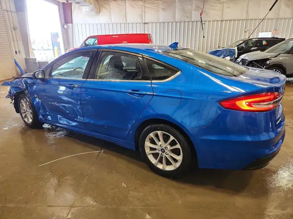 3FA6P0HD7LR149805 2020 FORD FUSION - Image 2