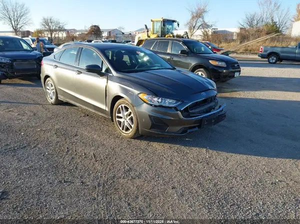 3FA6P0HD7LR163168 2020 FORD FUSION - Image 1