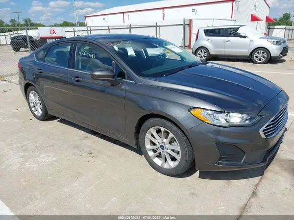 3FA6P0HD7LR165695 2020 FORD FUSION - Image 1