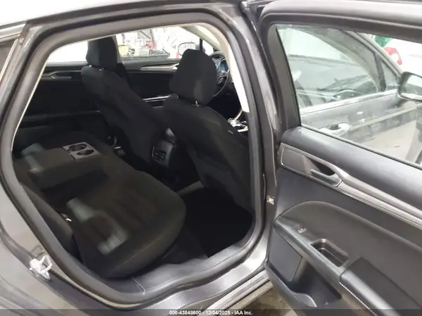 3FA6P0HD7LR170573 2020 FORD FUSION - Image 8