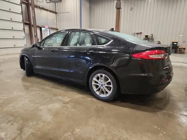3FA6P0HD7LR172677 2020 FORD FUSION - Image 2