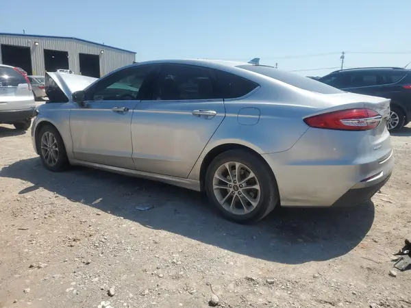 3FA6P0HD7LR173053 2020 FORD FUSION - Image 2