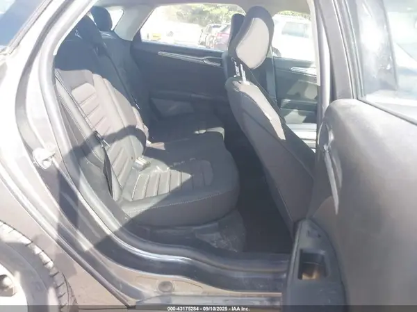 3FA6P0HD7LR183145 2020 FORD FUSION - Image 8