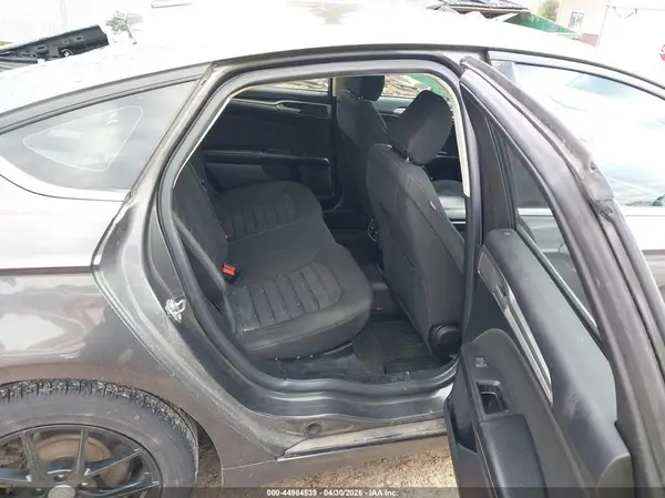 3FA6P0HD7LR188877 2020 FORD FUSION - Image 8