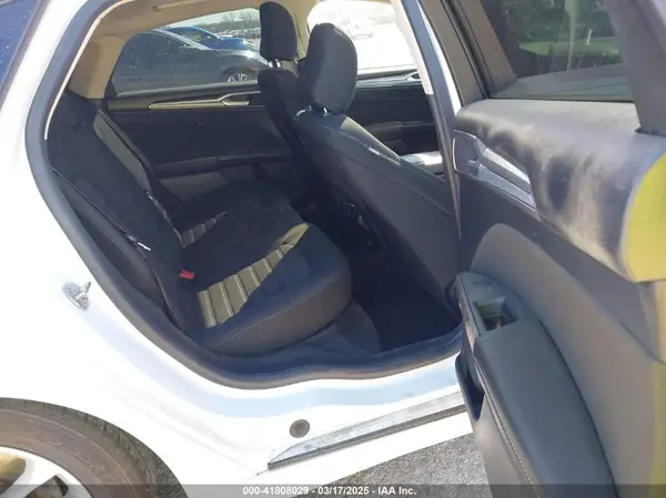 3FA6P0HD7LR202728 2020 FORD FUSION - Image 8