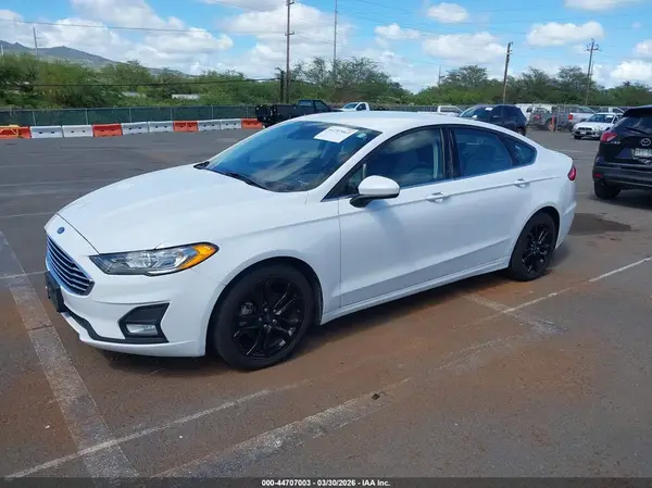 3FA6P0HD7LR206116 2020 FORD FUSION - Image 2