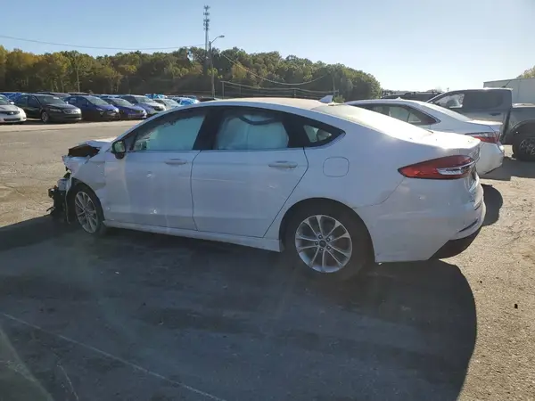 3FA6P0HD7LR218153 2020 FORD FUSION - Image 2