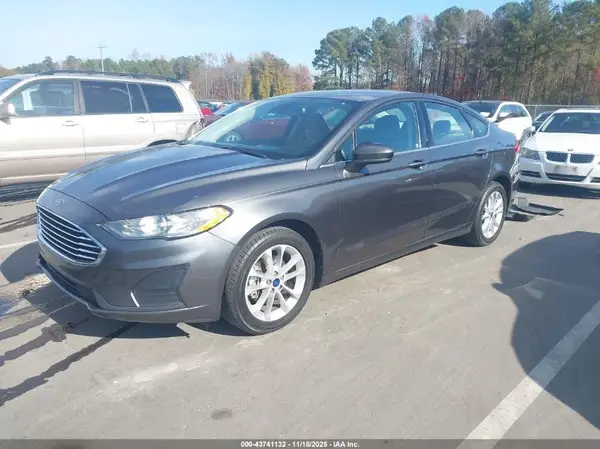 3FA6P0HD7LR220324 2020 FORD FUSION - Image 2
