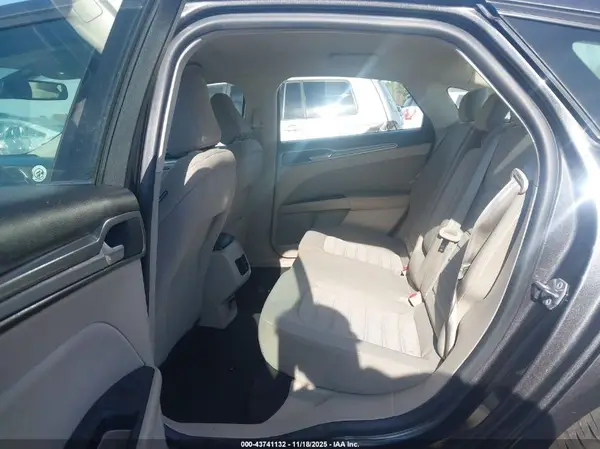 3FA6P0HD7LR220324 2020 FORD FUSION - Image 8
