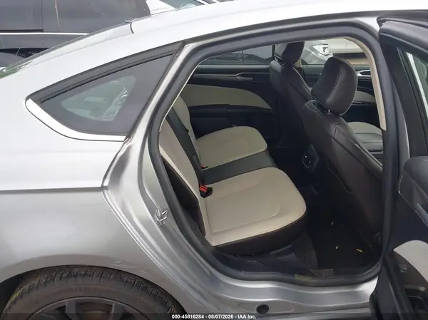 3FA6P0HD7LR222431 2020 FORD FUSION - Image 8