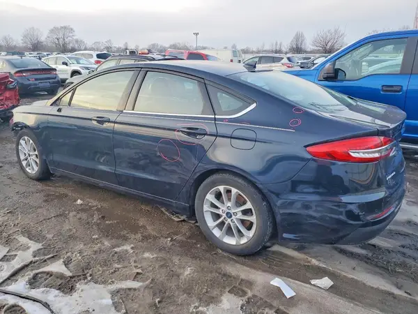 3FA6P0HD7LR223143 2020 FORD FUSION - Image 2
